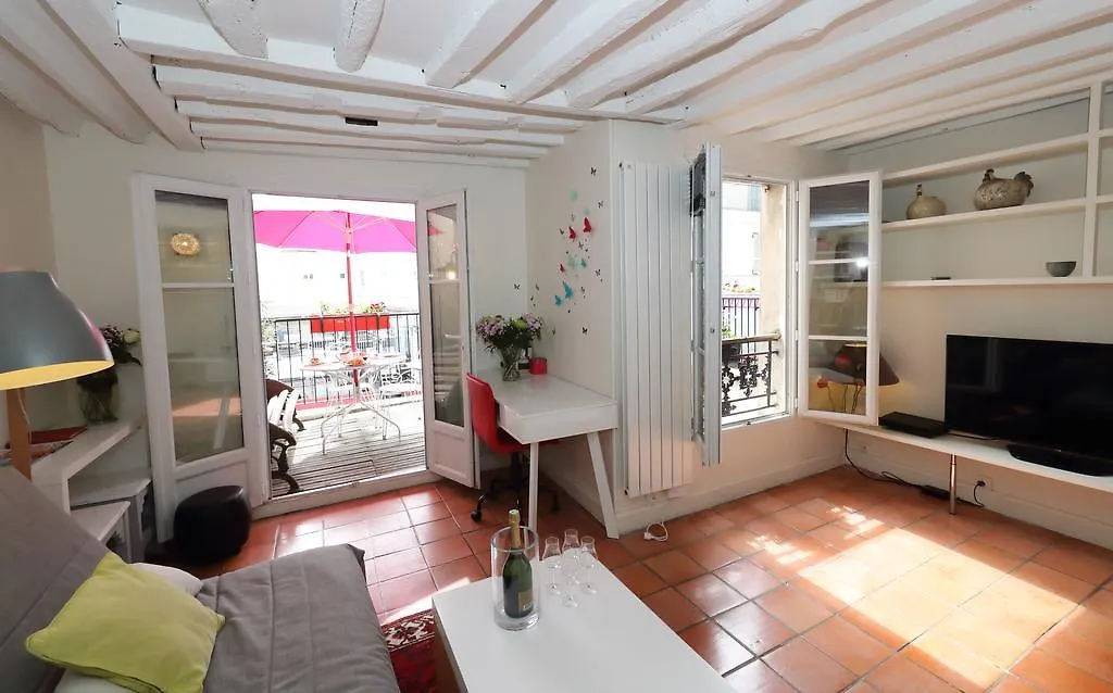 Moulin Rouge Backstage Apartment Paris 0*,