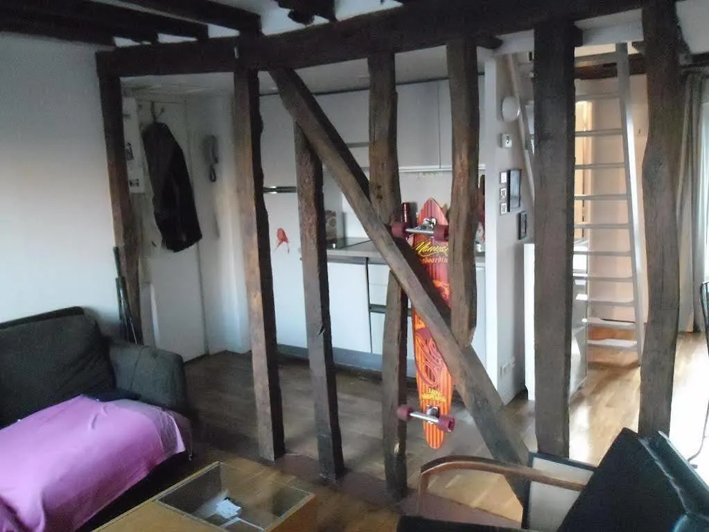 Moulin Rouge Backstage Apartment Paris